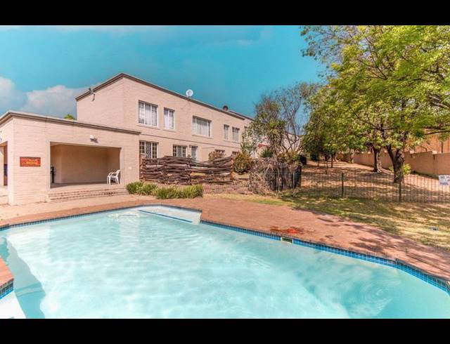 1 BEDROOM APARTMENT FOR SALE IN BUCCLEUCH